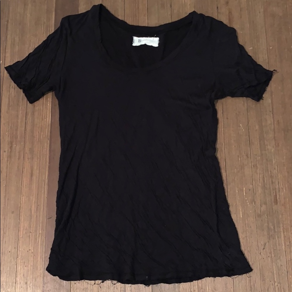 19 4t black shirt